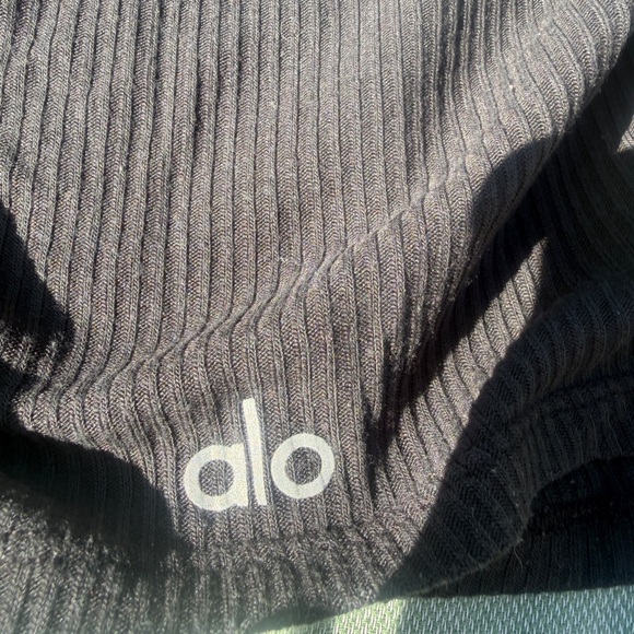 Alo Black Ribbed Long Sleeve Top - Picture 3 of 3